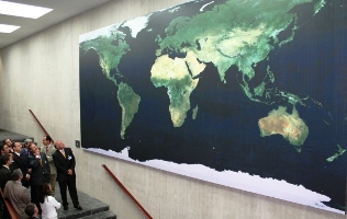 UNOSAT boosts partnership for geographic information services