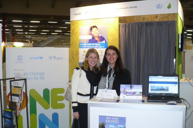 ONE UN exhibition booth at COP21