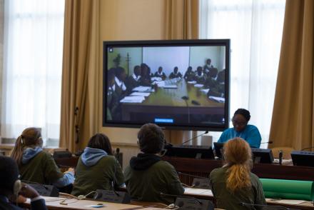 Students from the Lyceé International de Ferney-Voltaire (France) and Bwaila Secondary School (Malawi) discussing the priority SDGs for their respective countries and how youth are getting involved in achieving them.