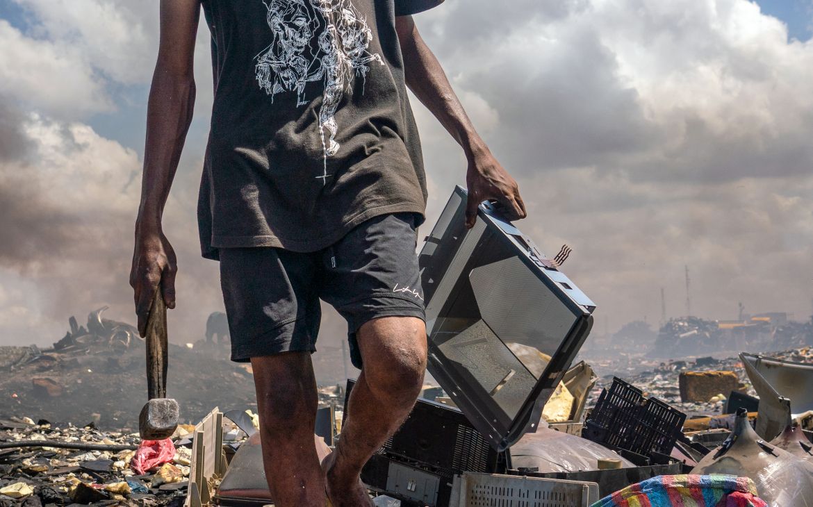 Old Fadama in Accra, Ghana, April 25, 2023. © Muntaka Chasant for Fondation Carmignac.jpg  Old Fadama in Accra, Ghana, April 25, 2023. © Muntaka Chasant for Fondation Carmignac.jpg