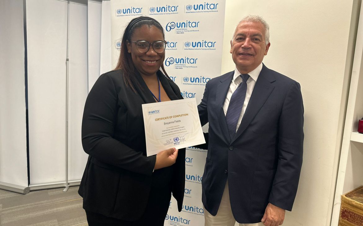 Ambassador Marco Suazo, Head of UNITAR New York Office, Presents Certificate to Fellows GDI Fellow with Ambassador Marco Suazo, Head of UNITAR New York Office