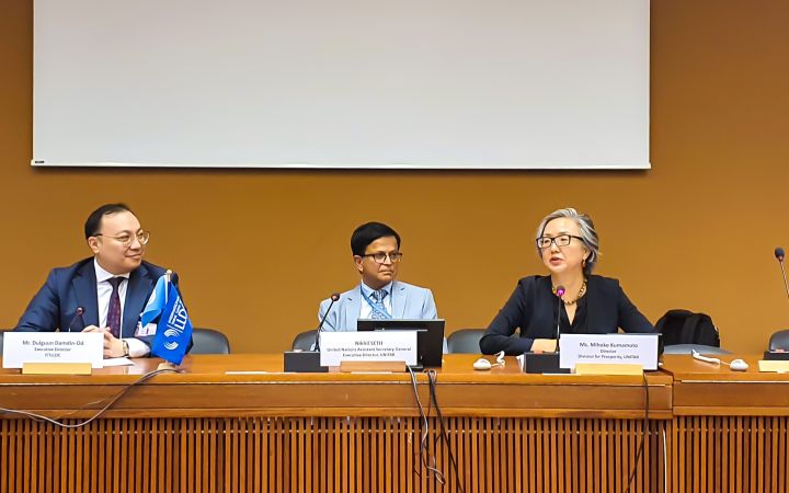 (Left to right) H.E. Ms. Davaasuren Gerelmaa, Ambassador and Permanent Representative of Mongolia to the United Nations Office in Geneva; Mr. Dulguun Damdin-Od, Executive Director of ITTLLDC; Mr. Nikhil Seth, Executive Director of UNITAR; Ms. Mihoko Kumamoto, Director, Division for Prosperity of UNITAR; Mr. Sandagdorj Erdenebileg, Chief of UN-OHRLLS. (Left to right) H.E. Ms. Davaasuren Gerelmaa, Ambassador and Permanent Representative of Mongolia to the United Nations Office in Geneva; Mr. Dulguun Damdin-Od, Executive Director of ITTLLDC; Mr. Nikhil Seth, Executive Director of UNITAR; Ms. Mihoko Kumamoto, Director, Division for Prosperity of UNITAR; Mr. Sandagdorj Erdenebileg, Chief of UN-OHRLLS.