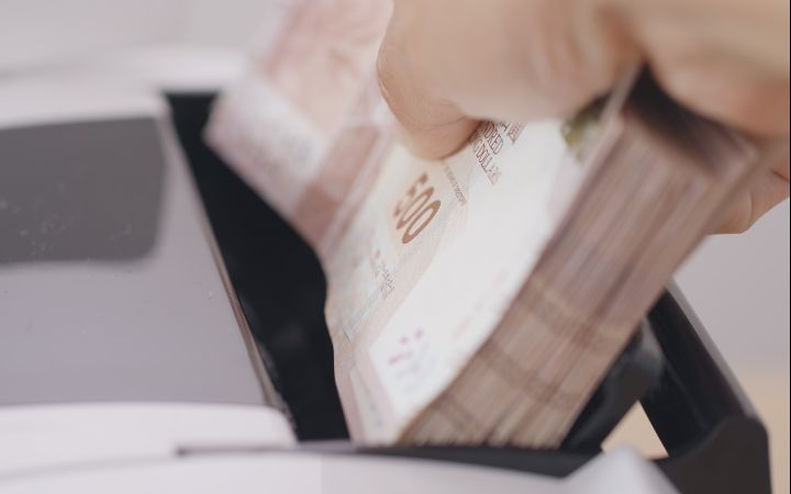 Introduction to Anti-Money Laundering Introduction to Anti-Money Laundering