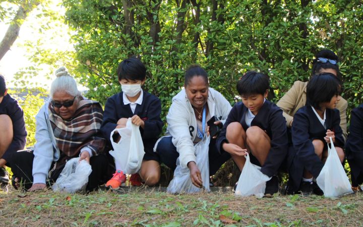 UNITAR Women’s Leadership in Tsunami-based Disaster Risk Reduction Training Programme for World Tsunami Awareness Day 2022 UNITAR DRR training programme participants' activity with students in Japan