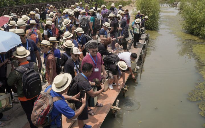 UNITAR Sea and Human Security Jakarta Workshop Study Tour to Urban Aquaculture Site UNITAR Sea and Human Security Jakarta Workshop Study Tour to Urban Aquaculture Site