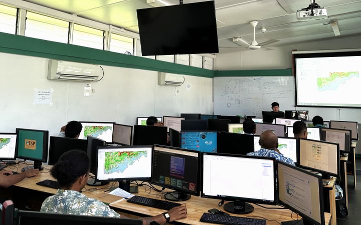 Photo of a training session in Fiji Photo of a training session in Fiji