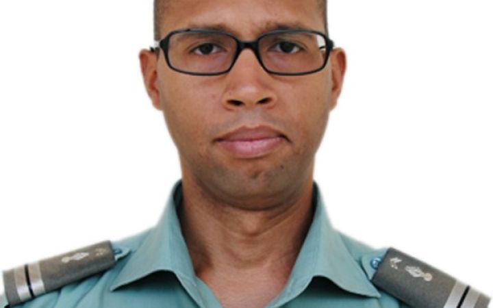 Training the Mali Police Force Practical Techniques on Sustainable Peace Prior to Deployment Training the Mali Police Force Practical Techniques on Sustainable Peace Prior to Deployment