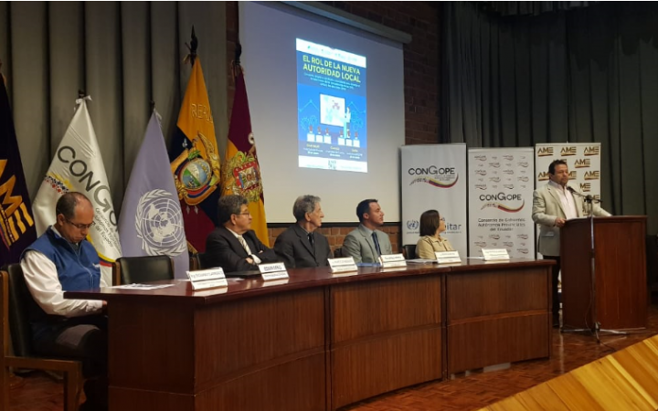 Mr. Edwin Mino, Executive Director of CIFAL Quito, giving his keynote address during the Dialogue “The New Role of Local Authorities in Elections”