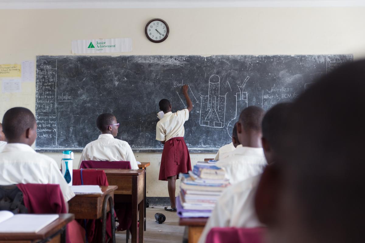 Students at Trinity College Nabbingo in Uganda learning about climate change. The Ugandan government is currently mainstreaming climate change education in schools through a national strategy supported by UN CC:Learn (Photo: UNITAR)